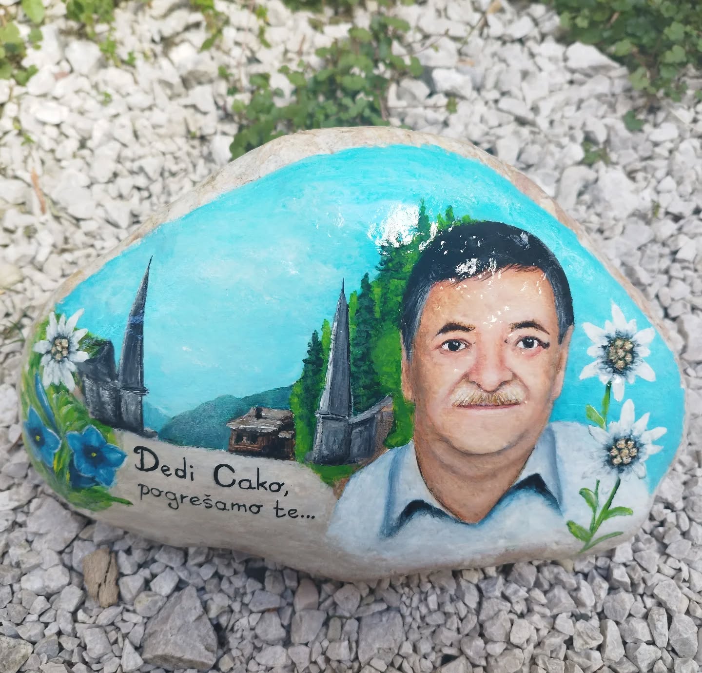 Portret na kamnu - spominski kamen